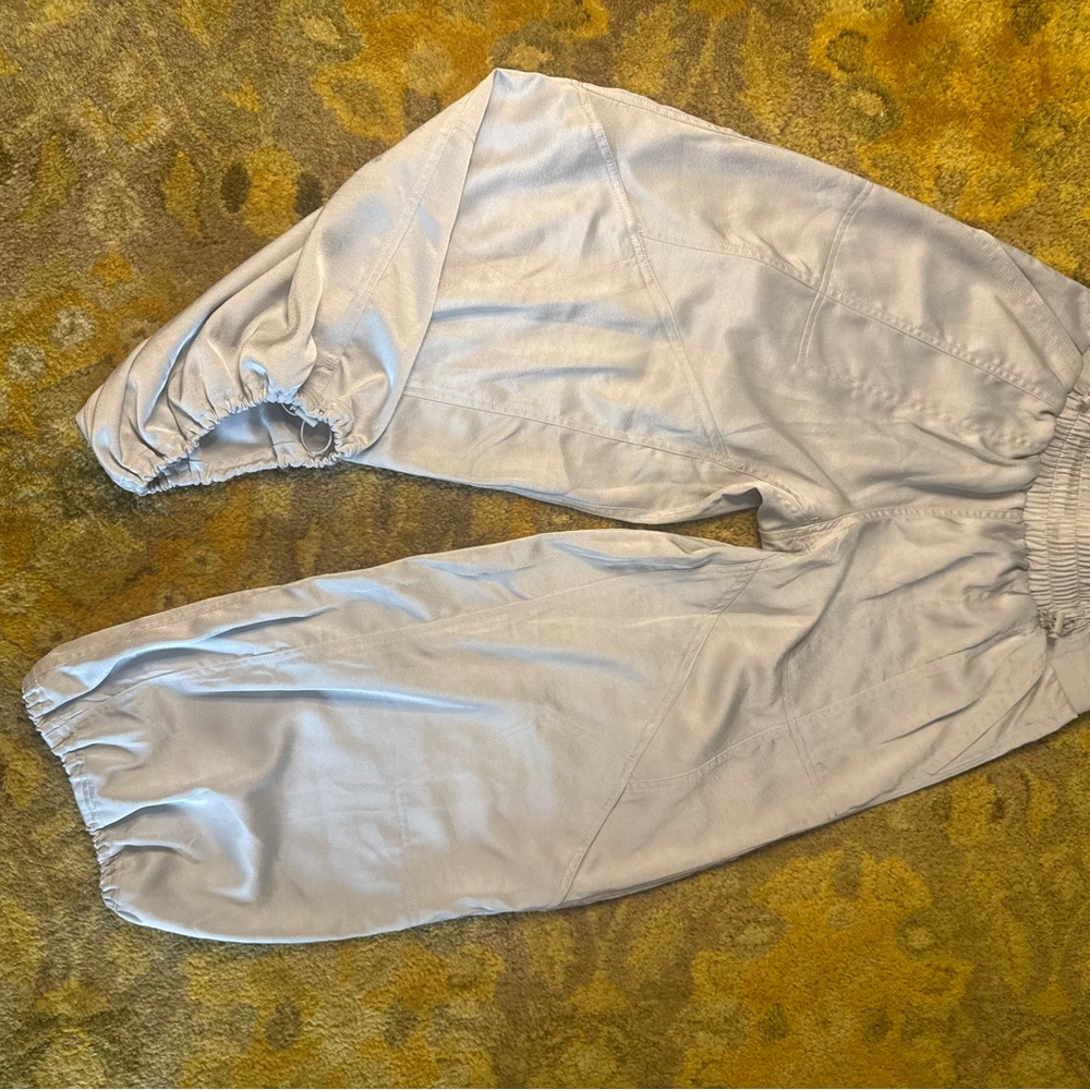 Daily Practice Gray Ruched Skirt - Picture 2 of 3